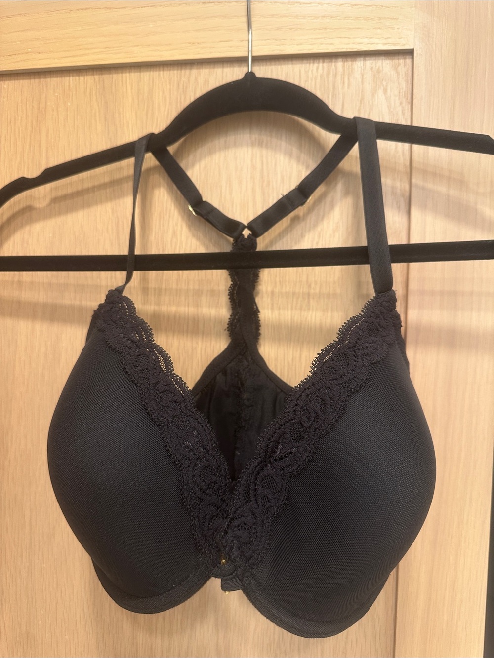Natori Feathers Black Lace Trim Racerback Bra